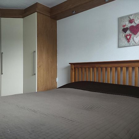 Perfect Place In Walsall/ 4 Bedroom / Long Term Workers Or Family Home Dış mekan fotoğraf