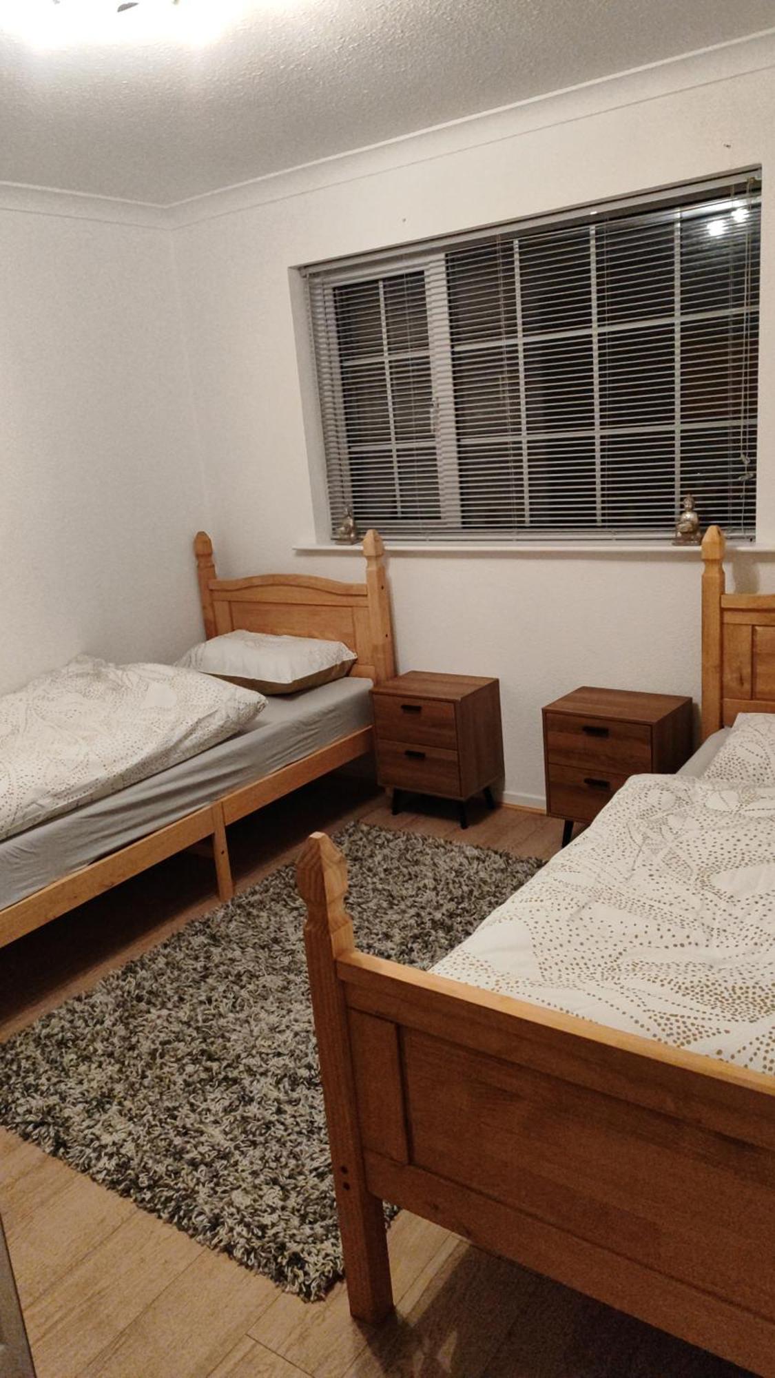 Perfect Place In Walsall/ 4 Bedroom / Long Term Workers Or Family Home Dış mekan fotoğraf